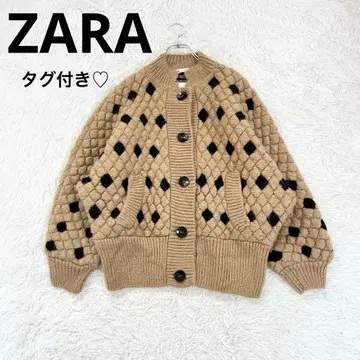 미사용 ZARA 텍스처 니트 가디건 퀼팅 니트 두꺼운