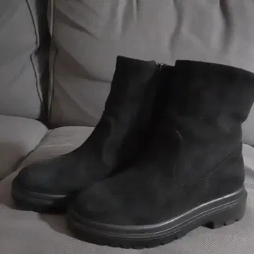 글로벌 워크 블랙 스웨이드 미들컷 부츠 M 사이즈