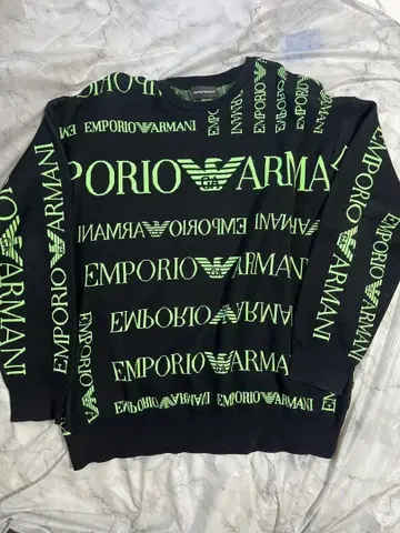 EMPORIO ARMANI 올 패턴 니트