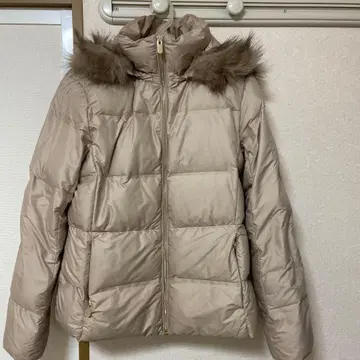 ZARA 베이지 다운 자켓 L 사이즈