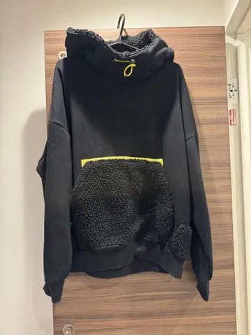 FRAPBOIS 모코모코 후드티