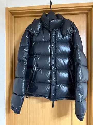 DUVETICA 다운 자켓 블랙 46