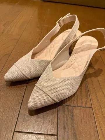 VIVAIA 스틸레토 슬링백 펌프스