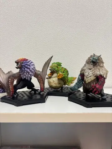 몬스터 헌터 요츠미와도우, 고샤하기, 홍련 끓는 바젤기우스 피규어