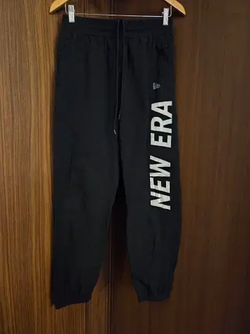 NEW ERA 뉴에라 조거 팬츠 트랙 팬츠 블랙 L