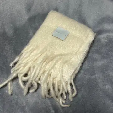 Tomorrowland 투모로우랜드 머플러 아이보리