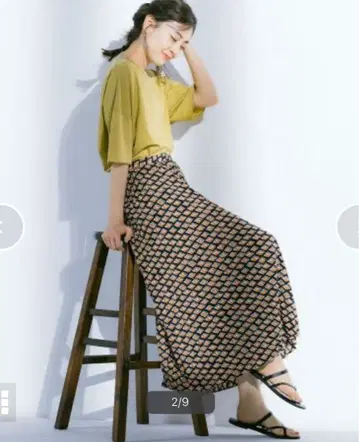 23구 플리츠 스커트 빈티지 프린트 롱 플레어 스커트 M 새상품급