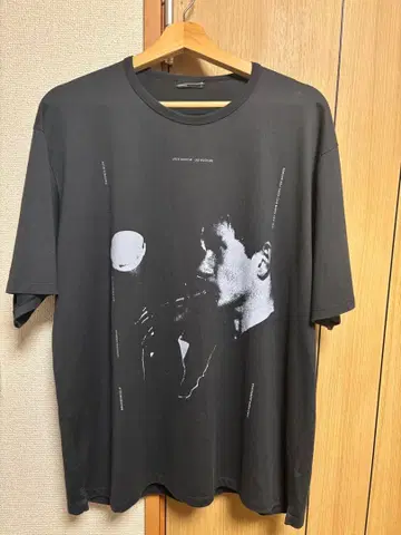 LAD MUSICIAN 23SS 티셔츠 이안 커티스