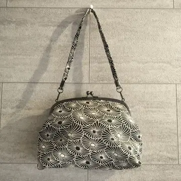 산비도 국화 패턴 가마구치 백 블랙 가마구치 핸드백 일본제 교토