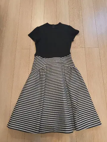 BALCONY 반팔 스트라이프 원피스 38