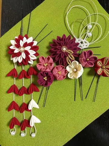 기모노 머리 장식 빨흰 벚꽃 성인식 졸업식