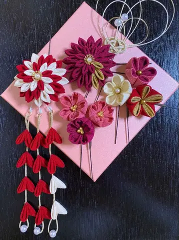 기모노 머리 장식 빨흰 벚꽃 성인식 졸업식