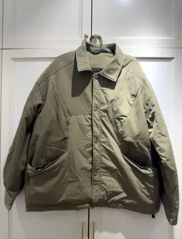 카키 다운 자켓 큰 포켓 부착 2XL