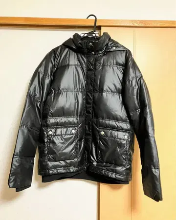 다운 자켓 블랙 착용하기 편해요!