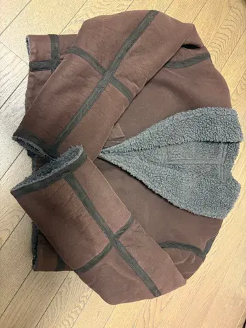 MACPHEE 브라운 코트