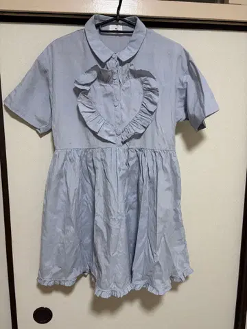 Merryjenny 하트형 프릴 반팔 셔츠 원피스