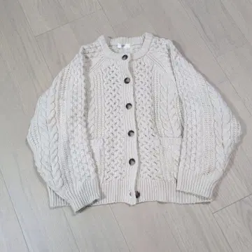 ANGIE 아이보리 케이블 니트 가디건