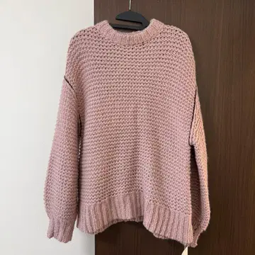 [ 택 포함 새상품 ] 미라 오웬 모헤어 혼방 스티치 디자인 니트 핑크