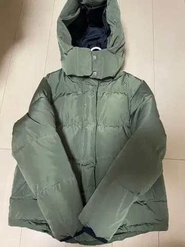 KBF 다운 자켓 카키