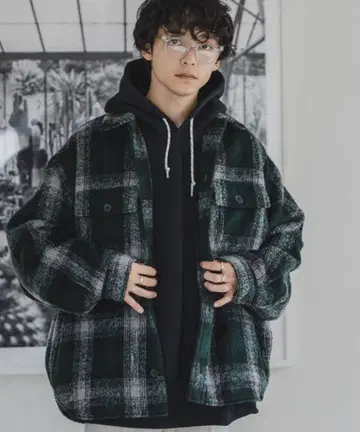 RAGEBLUE 샤기 체크 자켓 M 사이즈