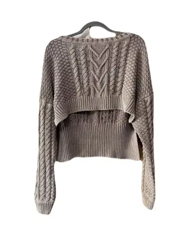 juemi 케이블 숏 기장 니트 비대칭