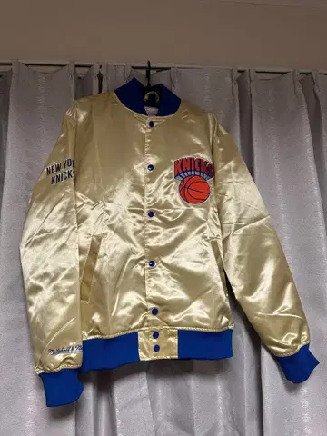 Mitchell & Ness 뉴욕 닉스 바시티 자켓