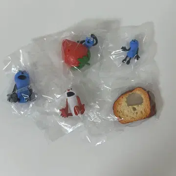 순순이를 찾아라 마스코트 순순 가샤폰 가챠 딸기 빵 논논