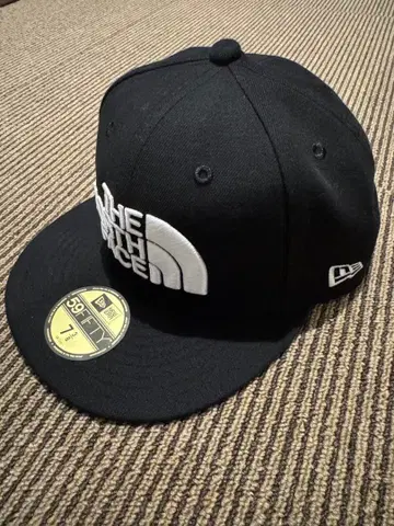 NORTH FACE NEWERA 59FIFTY 7 3/8 GORETEX