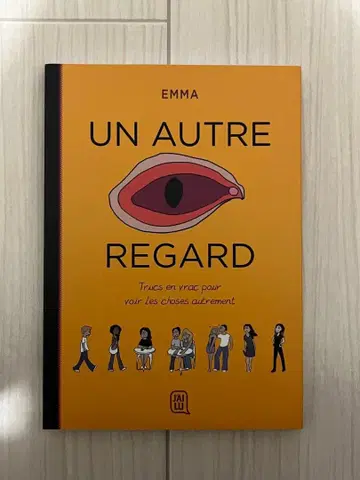 UN AUTRE REGARD EMMA