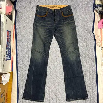 TrueReligion 스타일 Wrangler 부츠컷 랭글러 W28