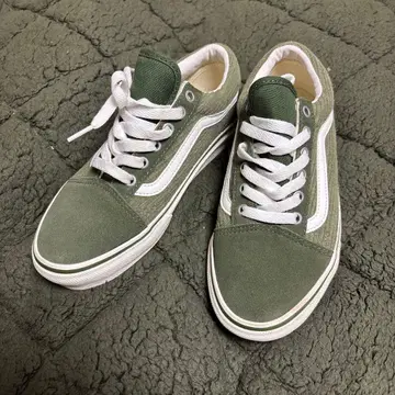 Vans 카키 코듀로이 스니커즈