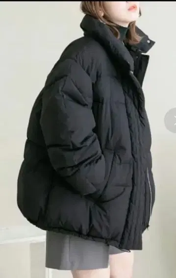 KBF 커브 슬리브 볼륨 패딩 자켓 블랙 검정 새상품급