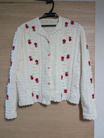 빈티지 가디건 꽃 자수 로켓
