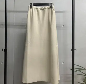 hunch 라이트 종이상자 플레어 스커트