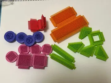 컬러풀한 블록 부품 세트