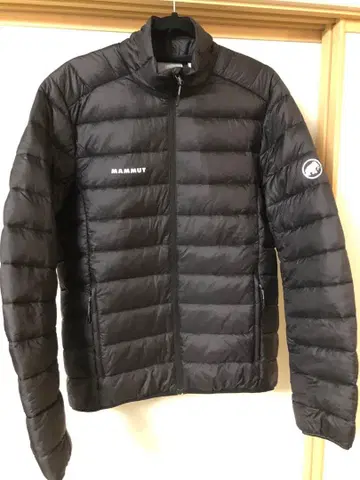 마무트 크라그 인슐레이션 자켓 아시아 M 사이즈 컨디션 최상 다운