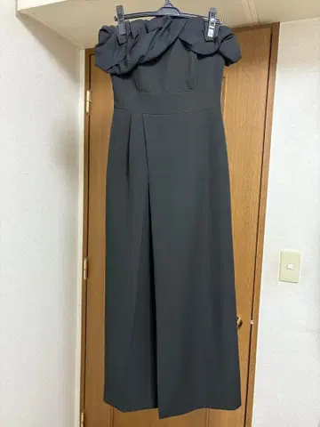 오프숄더 블랙 롱 드레스