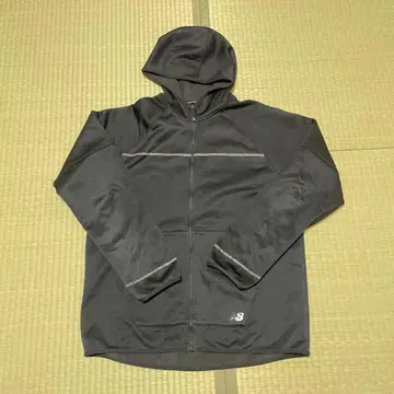 뉴발란스 남성용 블랙 후드티