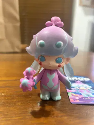 팝마트 DIMOO Flower Boy 피규어