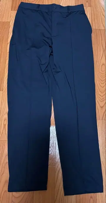 만국박람회 독일 파빌리온 스태프 유니폼 팬츠