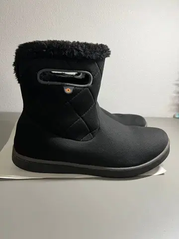 블랙 퍼(fur) 장식 숏부츠