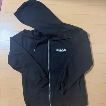SILAS 블랙 후드티 프론트 지퍼
