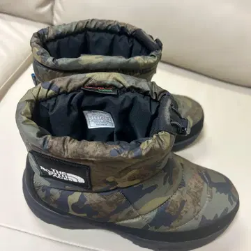 THE NORTH FACE 카모플라쥬 스노우 부츠
