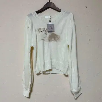 [새상품] evelyn 냥냥니트 고양이 니트 화이트 흰색