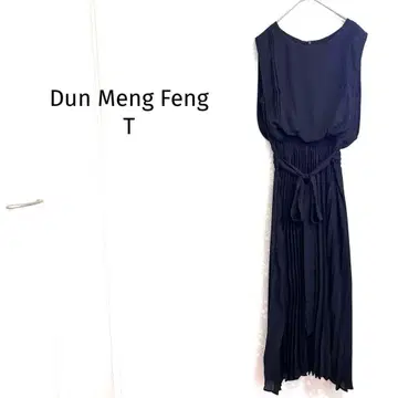 Dun Meng Feng 롱 원피스 플리츠 슬리브리스 블랙