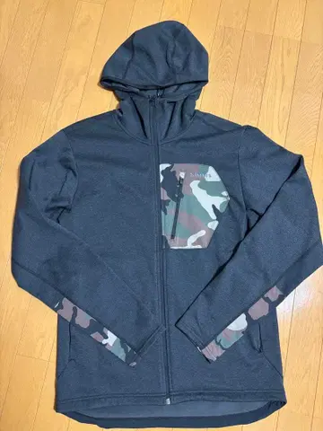 SIMMS 다크 그레이 카모플라쥬 후드 부착 후드티