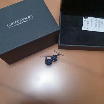 UNITED ARROWS 네이비 폴카 도트 커프 링크스