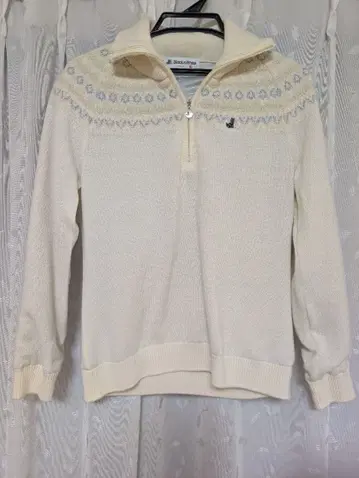 Black&White SPORT 스웨터