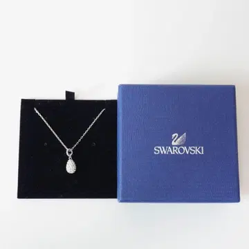 스와로브스키 Heloise 펜던트