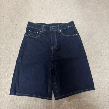 GAP 다크 데님 숏팬츠 레기드 핏